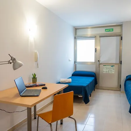 Turístics Residencia Nova Hostal