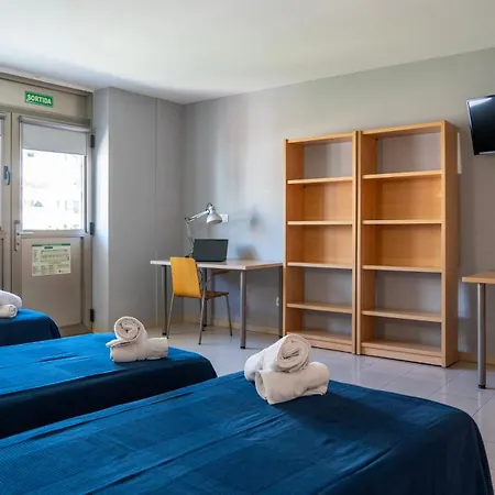 Turístics Residencia Nova Hostal