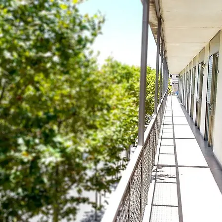 Turístics Residencia Nova *