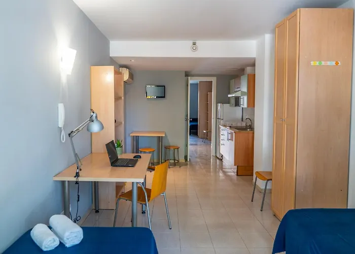 Turistics Residencia Nova Hostel